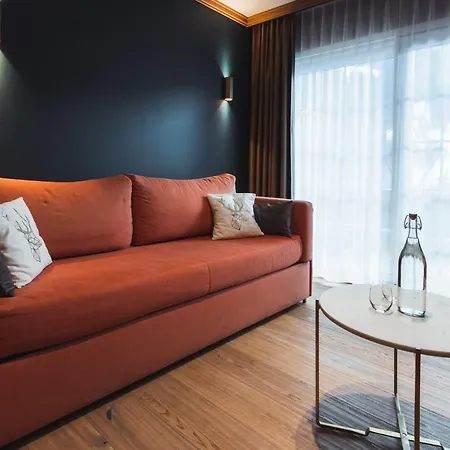 Boutique Glacier Hotel 4*