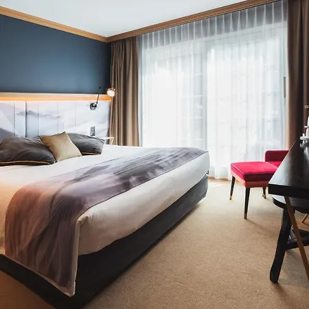 Boutique Glacier Szálloda 4*
