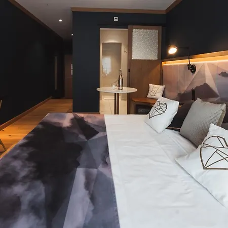 Boutique Glacier 4*