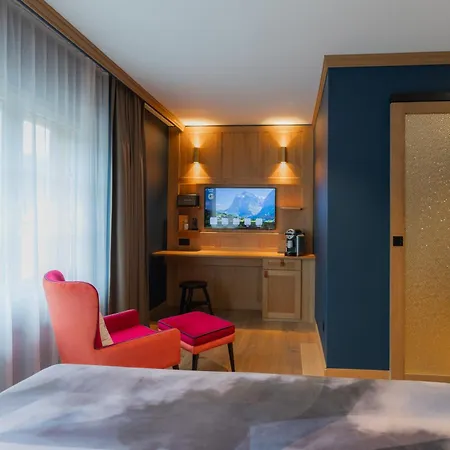 Boutique Glacier 4*