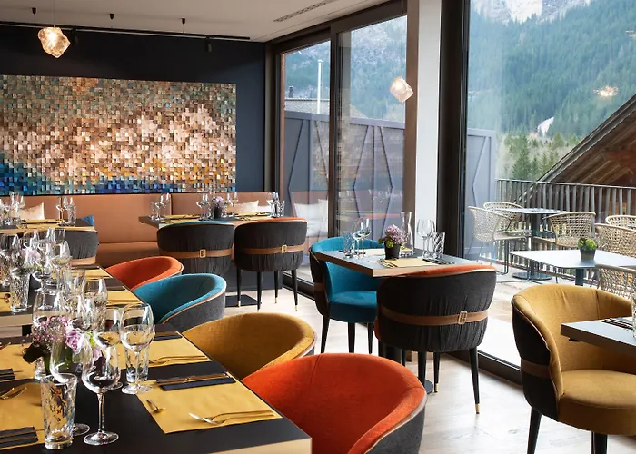 Hotel Boutique Glacier 4*